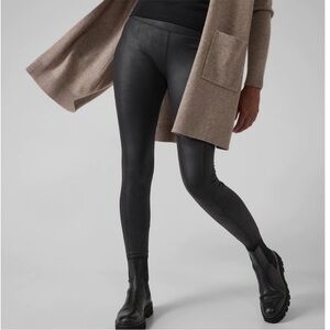 Athleta Delancey Gleam Tight/Leggings in Black - Size Medium